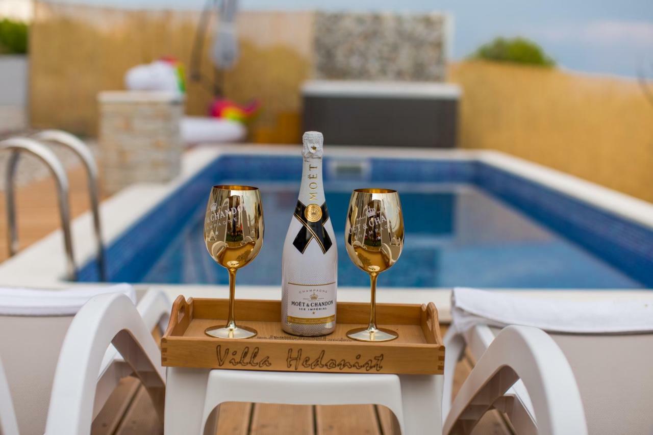 Villa Hedonist Seget Vranjica Dış mekan fotoğraf