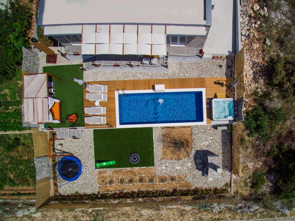 Villa Hedonist Seget Vranjica Dış mekan fotoğraf