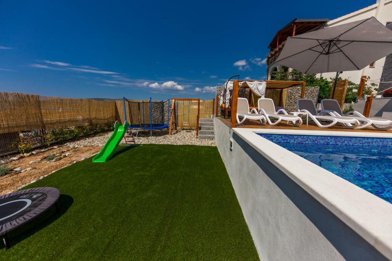 Villa Hedonist Seget Vranjica Dış mekan fotoğraf